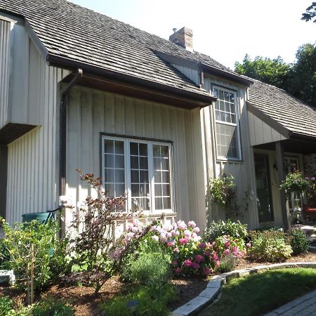 Cedar Gables Bed & Breakfast Niagara-on-the-Lake Exteriör bild