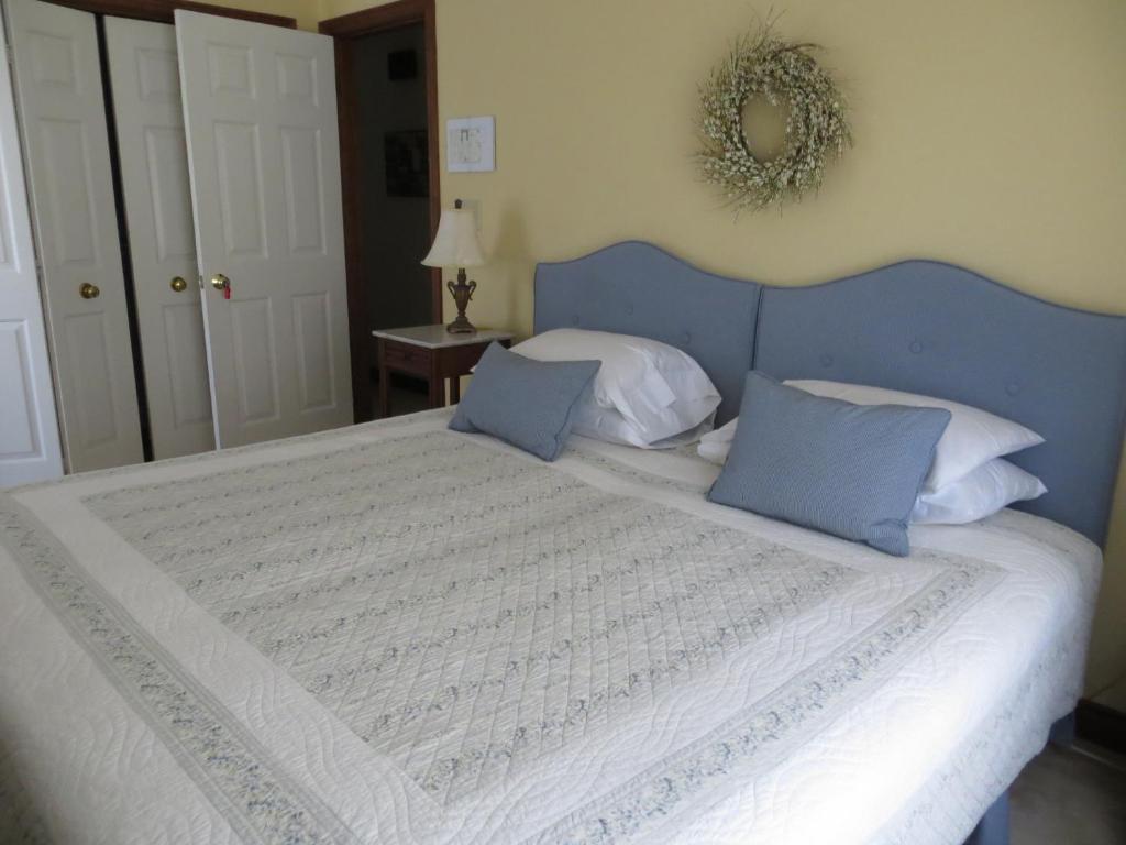 Cedar Gables Bed & Breakfast Niagara-on-the-Lake Rum bild