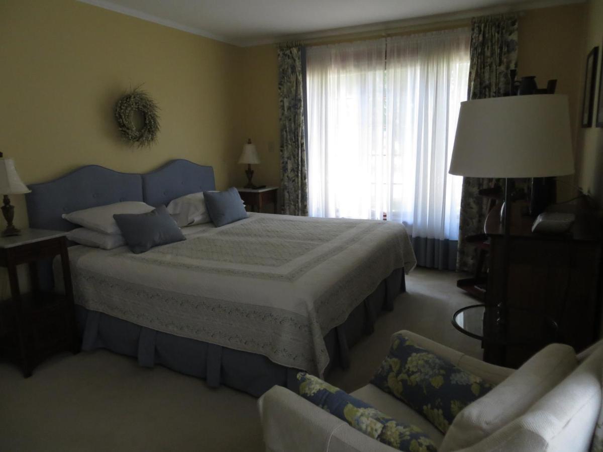 Cedar Gables Bed & Breakfast Niagara-on-the-Lake Rum bild